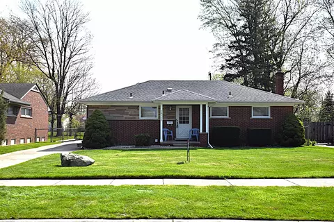 30112 Gloria, Saint Clair Shores, MI 48082