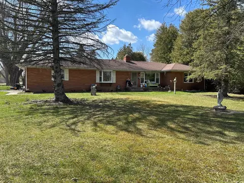 5996 Lakeshore, Lexington, MI 48450