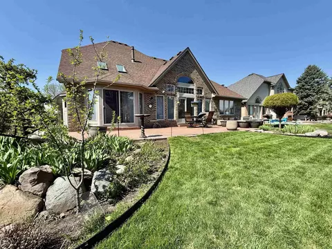 Exterior - 47094 Burning Tree, Macomb, MI 48044 photo 7 of 13