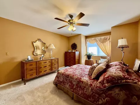 Bedroom - 47094 Burning Tree, Macomb, MI 48044 photo 7 of 8