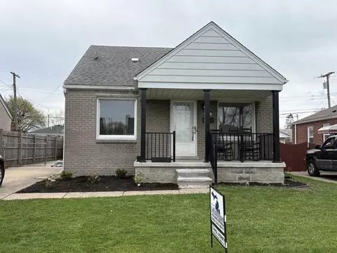 1072 11th, Wyandotte, MI 48192