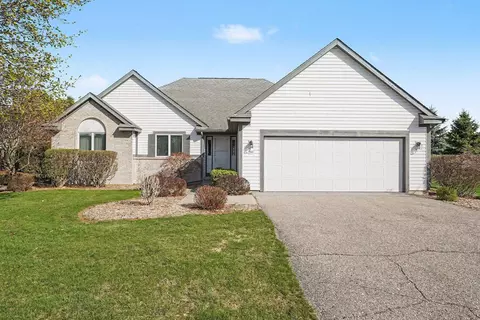 5610 W Spring Knl, Bay City, MI 48706