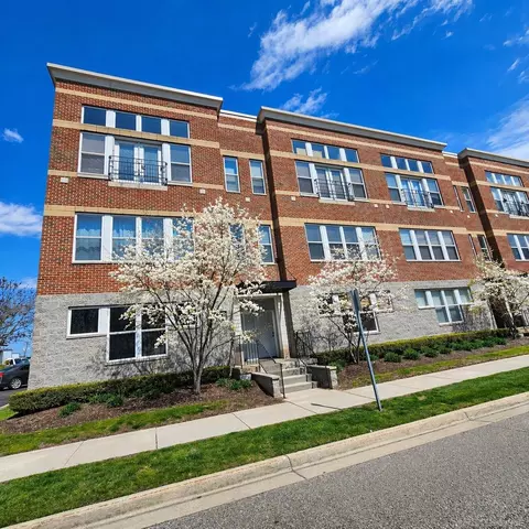 90 Clinton #2, Mount Clemens, MI 48043