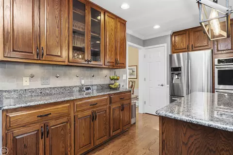 Kitchen - 48034 Amanda, Macomb, MI 48044 photo 5 of 7