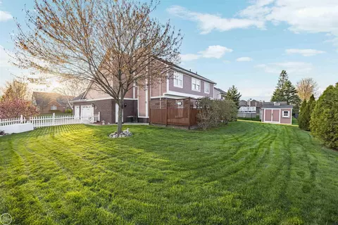 Exterior - 48034 Amanda, Macomb, MI 48044 photo 3 of 6