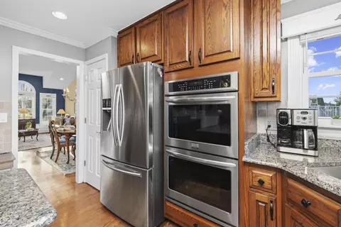 Kitchen - 48034 Amanda, Macomb, MI 48044 photo 4 of 7