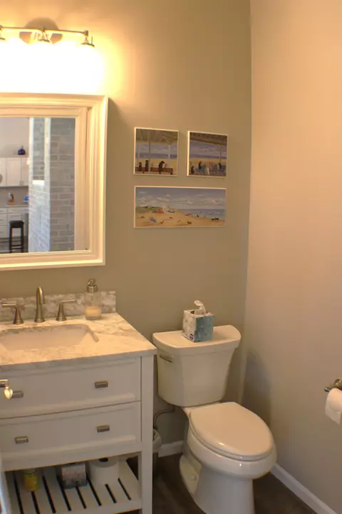 Bath - 2151 Heather, Gladwin, MI 48624 photo 2 of 10