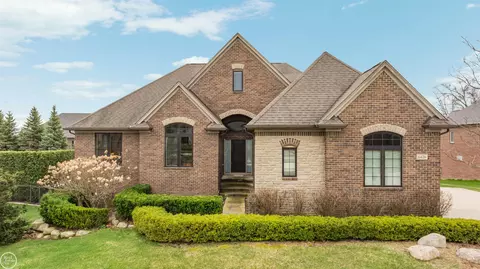 6426 Annapolis, Washington, MI 48094