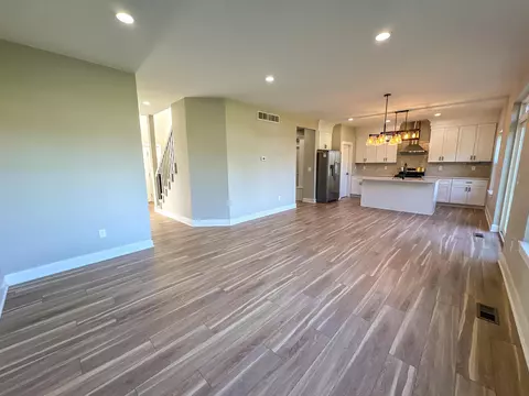 Living - 2465 Mcclellan, Davison, MI 48423 photo 2 of 3