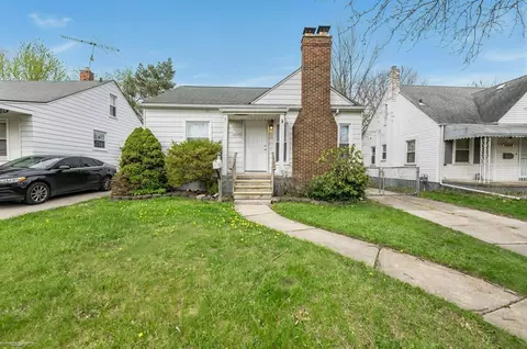 20293 Washtenaw, Harper Woods, MI 48225