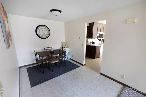 Dining - 3319 Henry, Midland, MI 48642 photo 1 of 2