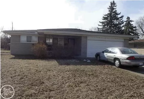 11378 Savage, Sterling Heights, MI 48312