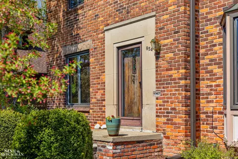 Exterior - 854 Pemberton, Grosse Pointe Park, MI 48230 photo 6 of 17