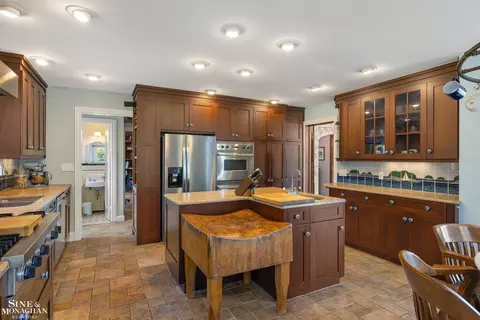 Kitchen - 854 Pemberton, Grosse Pointe Park, MI 48230 photo 3 of 6