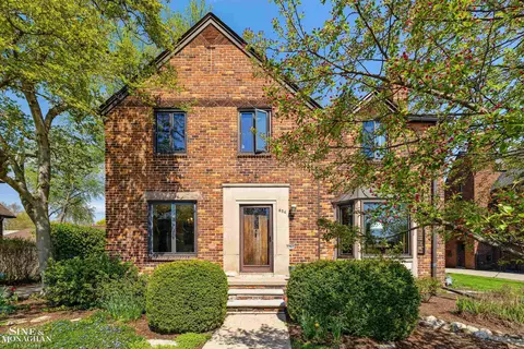 854 Pemberton, Grosse Pointe Park, MI 48230