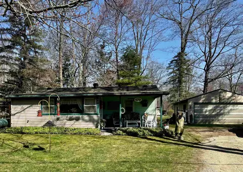 5061 Wedgewood, Harrison, MI 48625
