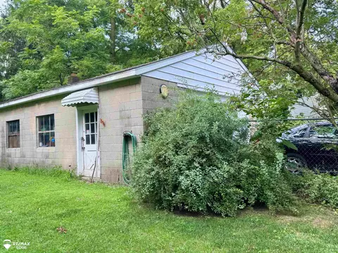 Exterior - 5262 E Coldwater, Flint, MI 48506 photo 5 of 8