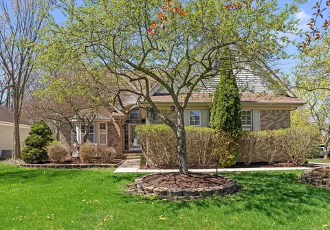 485 Cherry Grv, Commerce Twp, MI 48390