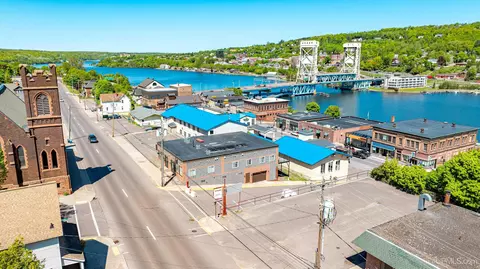 208 E Montezuma, Houghton, MI 49931