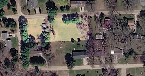 7333 Hawthorne, Lexington, MI 48450