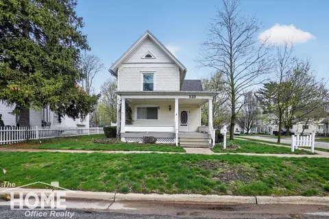 323 Goodhue, Owosso, MI 48867