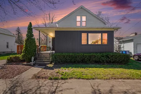 708 Nebobish, Bay City, MI 48708