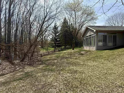 Exterior - 613 Kemp, Gladwin, MI 48624 photo 3 of 3
