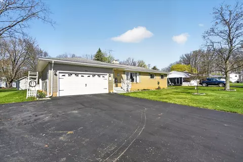 361 Elmwood, Corunna, MI 48817