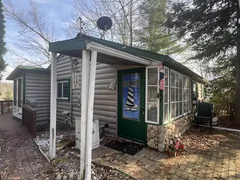 Exterior - 2730 Ridge, Harrison, MI 48625 photo 6 of 12