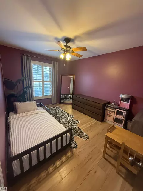 Bedroom - 47642 Stephanie, Macomb, MI 48044 photo 3 of 4