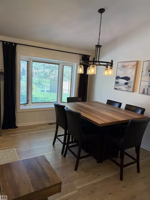 Dining - 47642 Stephanie, Macomb, MI 48044 photo 1 of 2