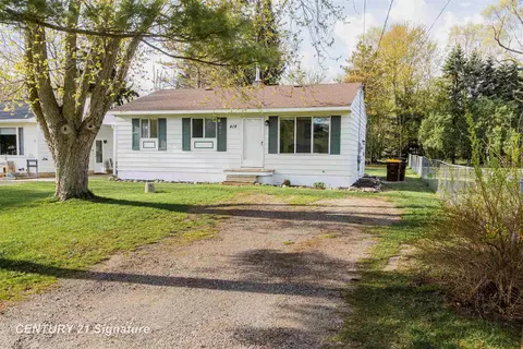 419 E Water, Vernon, MI 48476