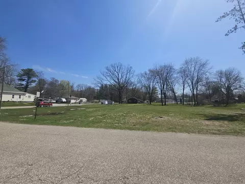 112 Pine, Sanford, MI 48532