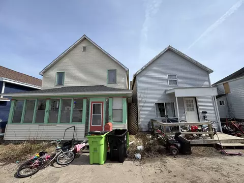 Exterior - 113 Chestnut, Munising, MI 49862 photo 5 of 6