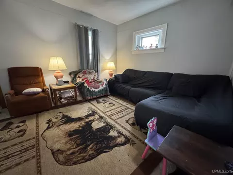 Living - 113 Chestnut, Munising, MI 49862 photo 2 of 3