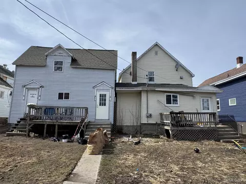 Exterior - 113 Chestnut, Munising, MI 49862 photo 6 of 6