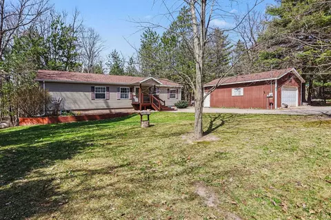 7768 Bobcat Trl, Prudenville, MI 48651