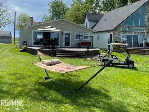7054 Middle Channel, Harsens Island, MI 48028