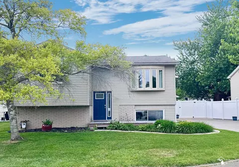 8675 Lillian, Newport, MI 48166