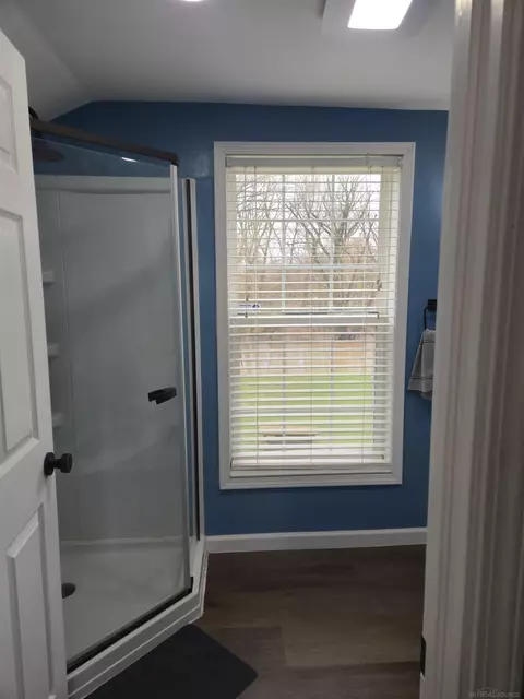 Bath - 76845 North, Armada, MI 48005 photo 4 of 4
