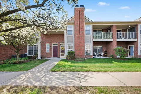 15368 Yale, Clinton Township, MI 48038