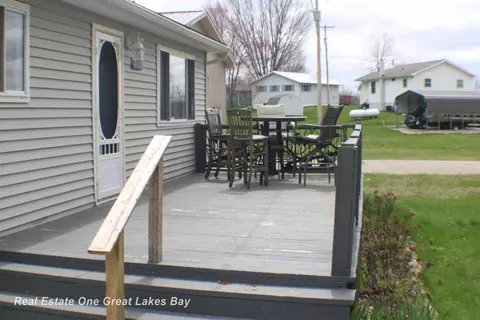 Exterior - 948 Richland, Lupton, MI 48635 photo 2 of 2