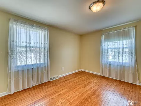 Bedroom - 238 Cranbrook, Monroe, MI 48162 photo 1 of 8