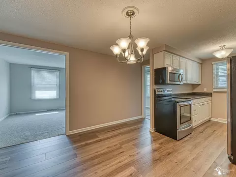 Dining - 238 Cranbrook, Monroe, MI 48162 photo 2 of 3
