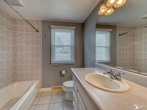 Bath - 238 Cranbrook, Monroe, MI 48162 photo 1 of 3