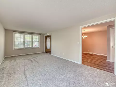 Living - 238 Cranbrook, Monroe, MI 48162 photo 4 of 4
