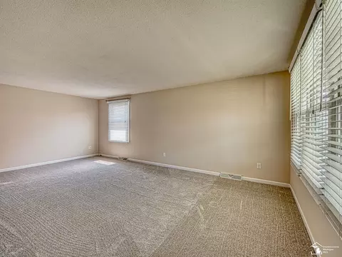 Living - 238 Cranbrook, Monroe, MI 48162 photo 2 of 4