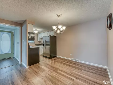 Dining - 238 Cranbrook, Monroe, MI 48162 photo 1 of 3