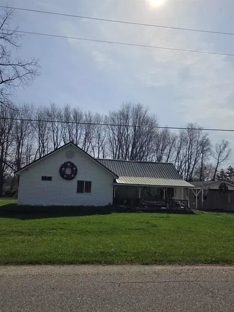 Other - 1066 Oberlin, Gladwin, MI 48624 photo 4 of 12