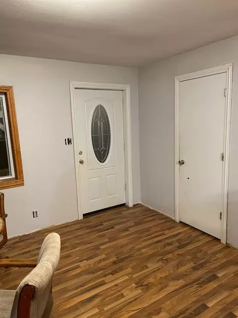 Entry Way - 1066 Oberlin, Gladwin, MI 48624 photo 1 of 1